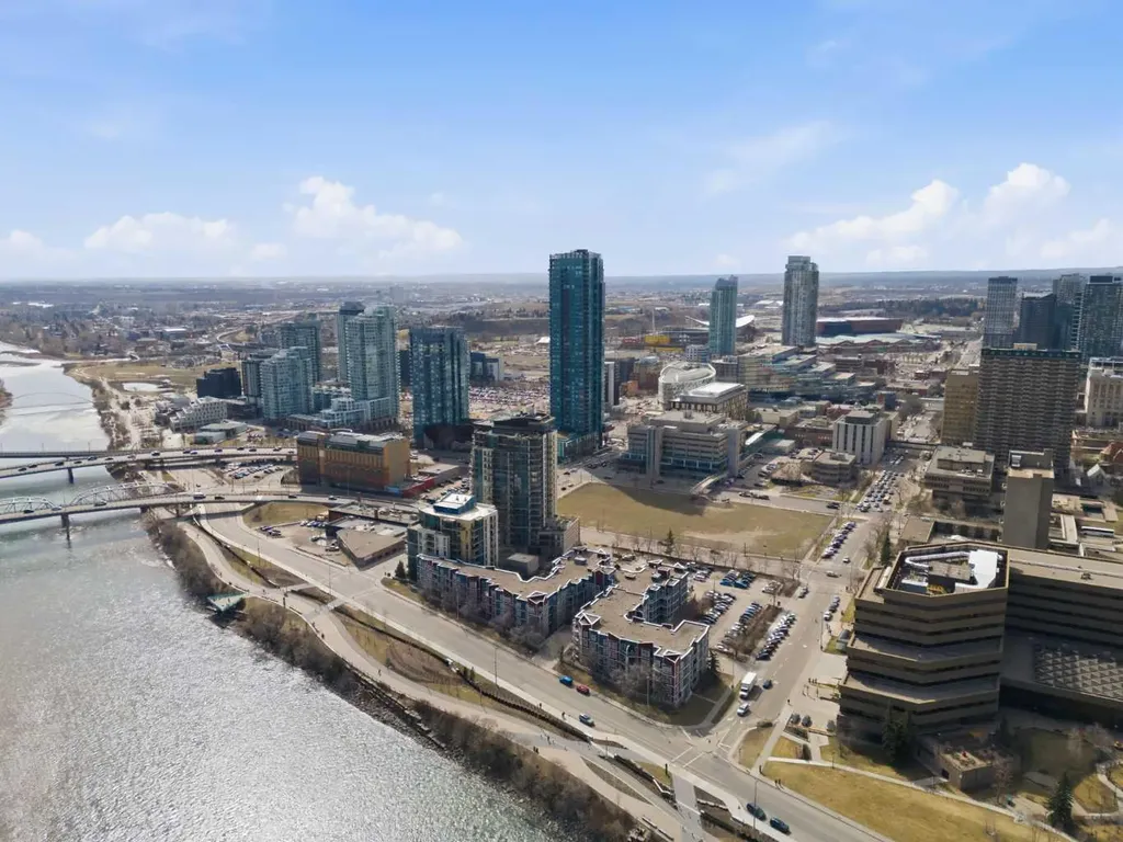 333 Riverfront Avenue SE Calgary AB T2G 5R1