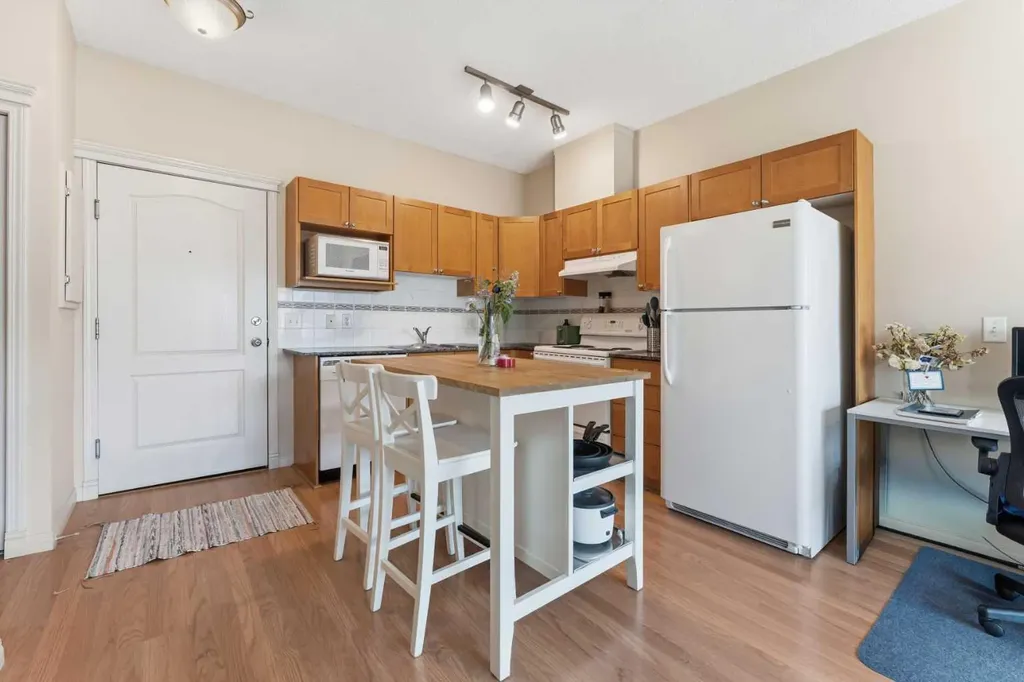 333 Riverfront Avenue SE Calgary AB T2G 5R1