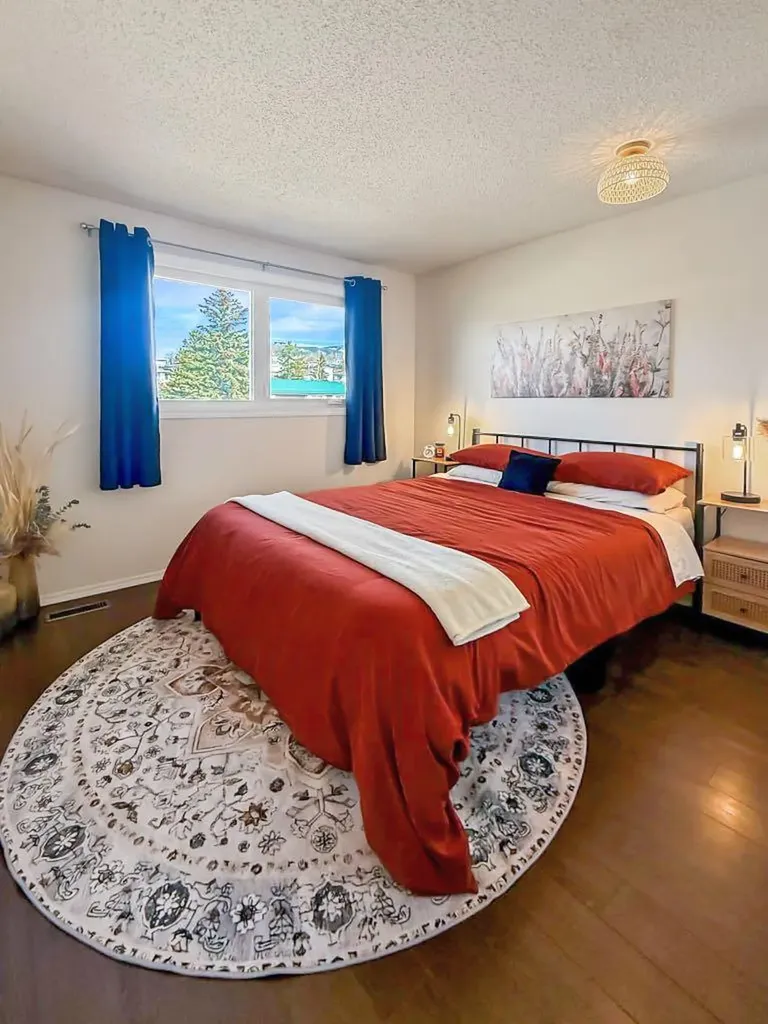 49 97th Avenue Grande Cache AB T0E0Y0