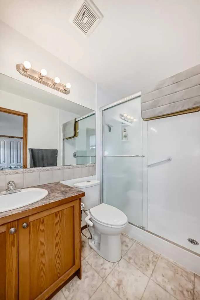 6220 Orr Drive Red Deer AB T4P 3Z8