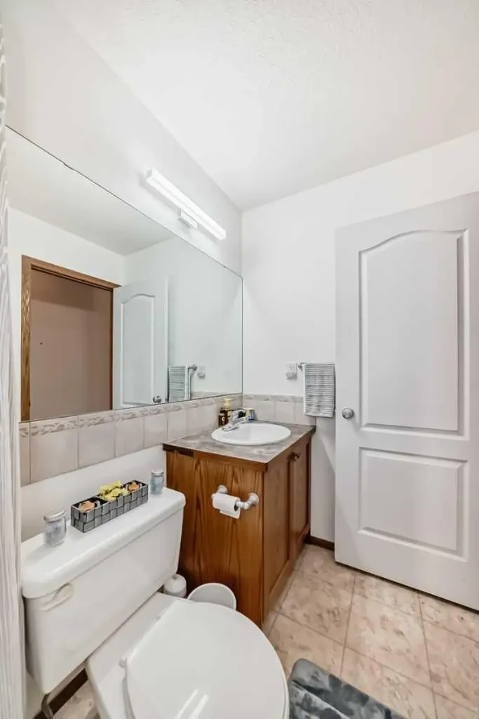 6220 Orr Drive Red Deer AB T4P 3Z8