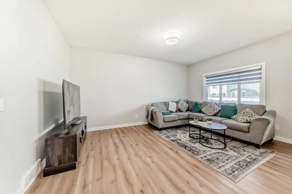 95 Cornerbrook Common NE Calgary AB T3N1L9