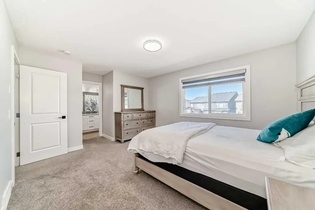 95 Cornerbrook Common NE Calgary AB T3N1L9