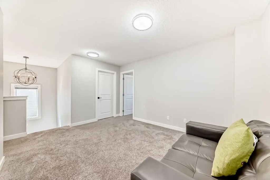 95 Cornerbrook Common NE Calgary AB T3N1L9