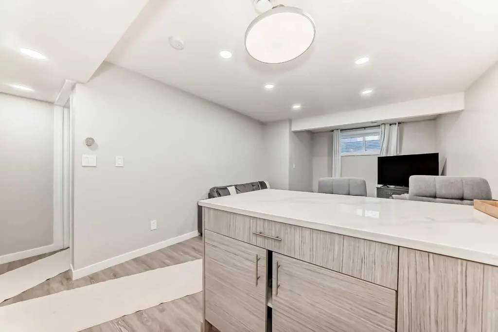 95 Cornerbrook Common NE Calgary AB T3N1L9