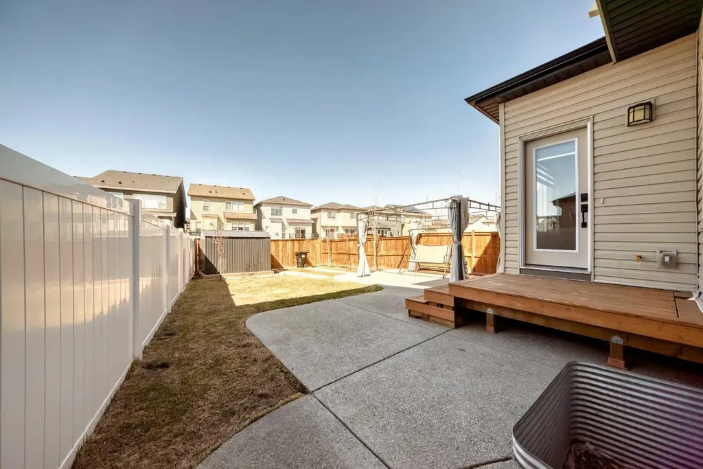 95 Cornerbrook Common NE Calgary AB T3N1L9