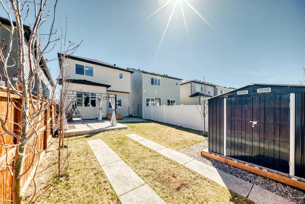 95 Cornerbrook Common NE Calgary AB T3N1L9