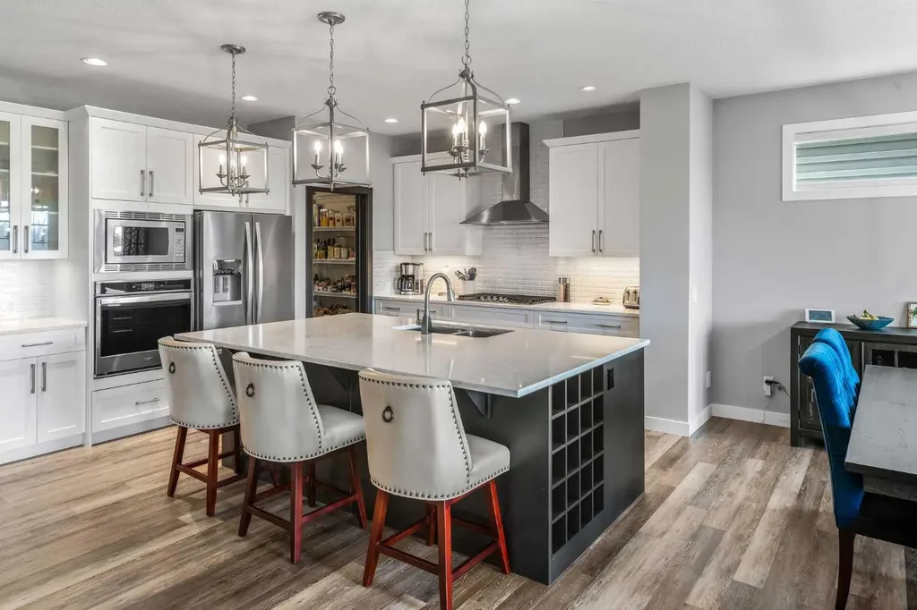 209 Sandpiper Crescent Chestermere AB T1X 0Y4