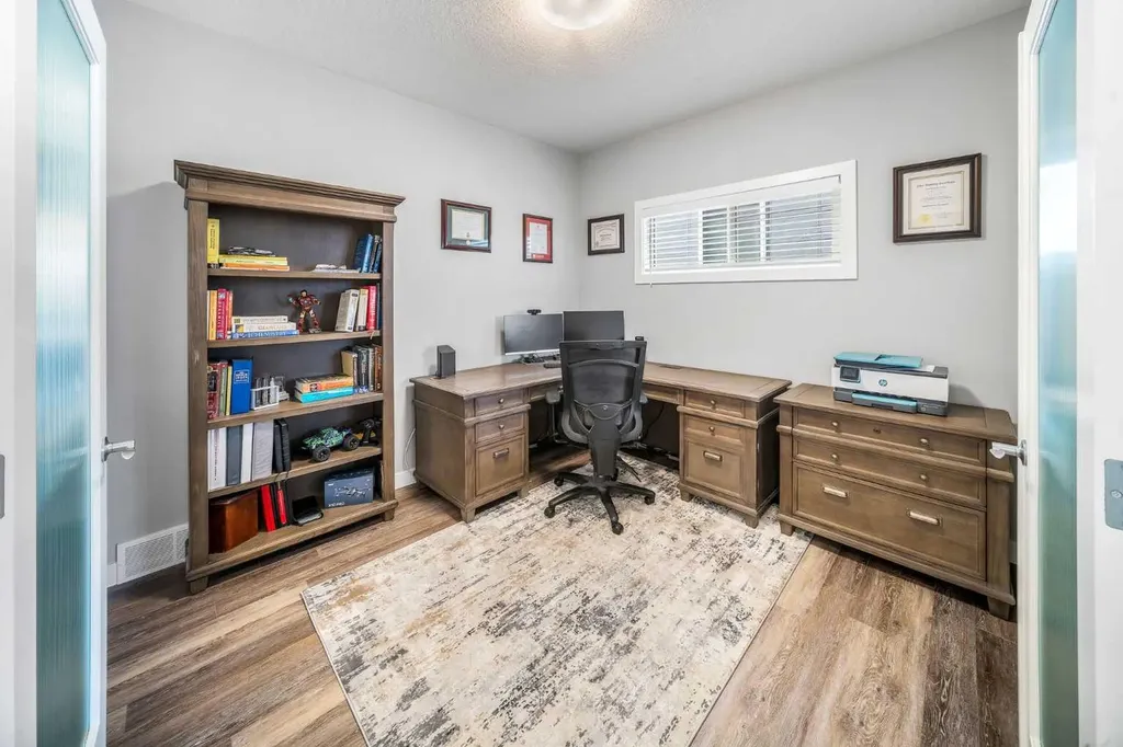 209 Sandpiper Crescent Chestermere AB T1X 0Y4