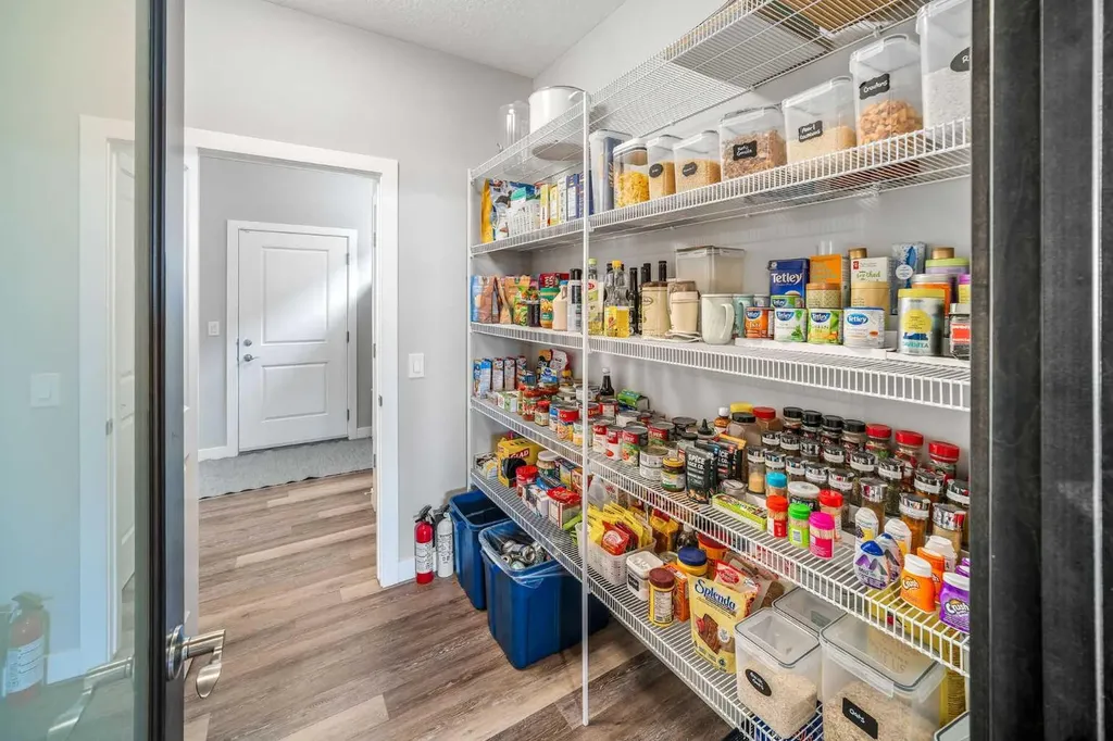 209 Sandpiper Crescent Chestermere AB T1X 0Y4