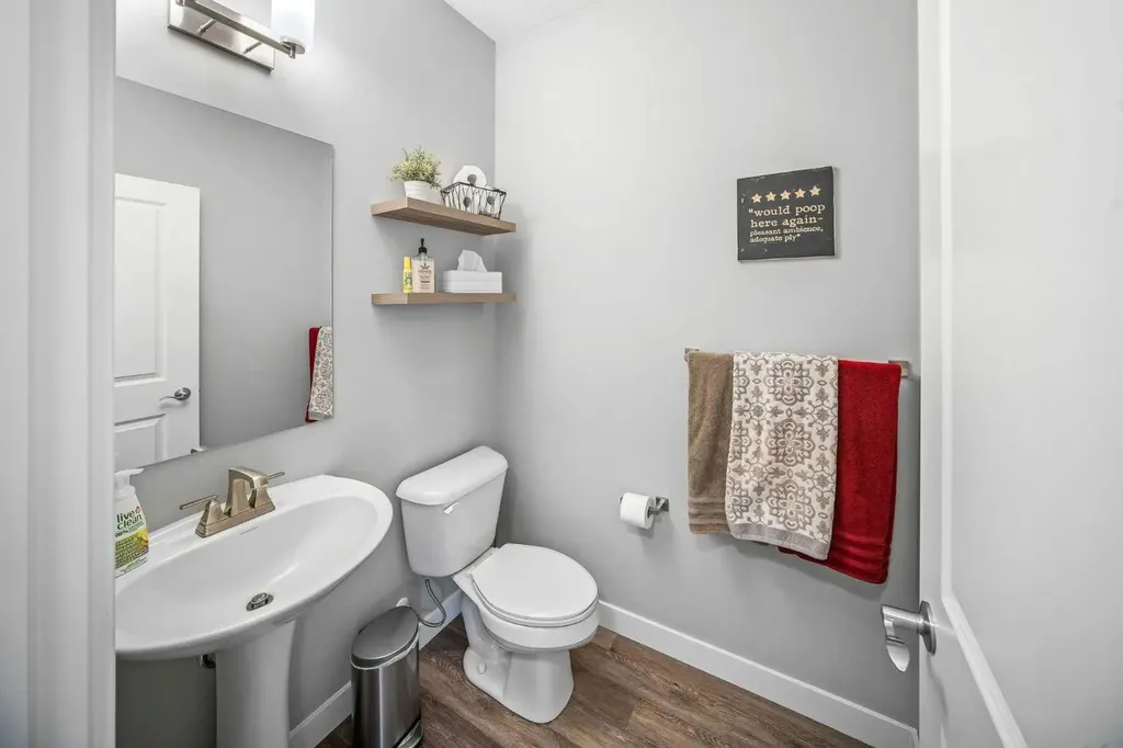 209 Sandpiper Crescent Chestermere AB T1X 0Y4