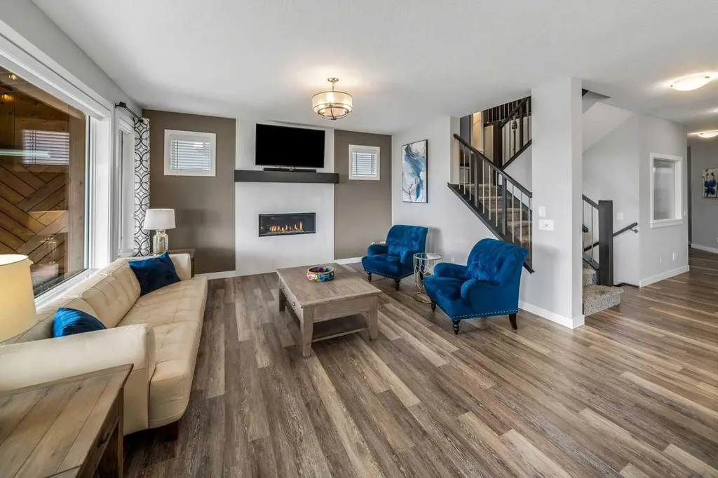 209 Sandpiper Crescent Chestermere AB T1X 0Y4