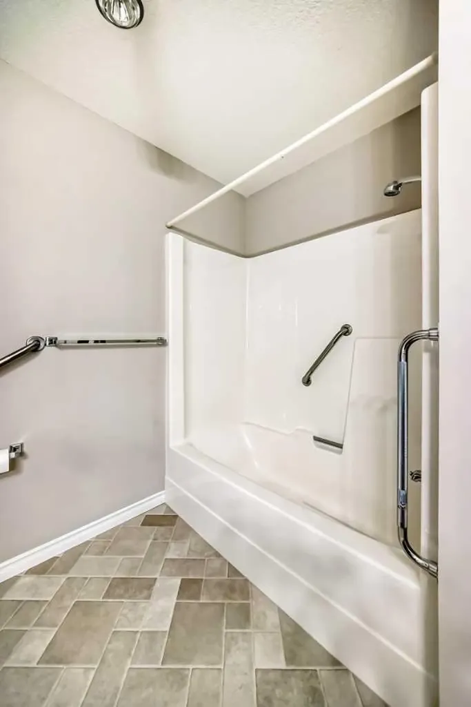 305 1 Avenue NW Airdrie AB T4B 2M5