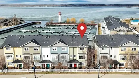 5210 Lakeshore Drive Sylvan Lake AB T4S 0M6