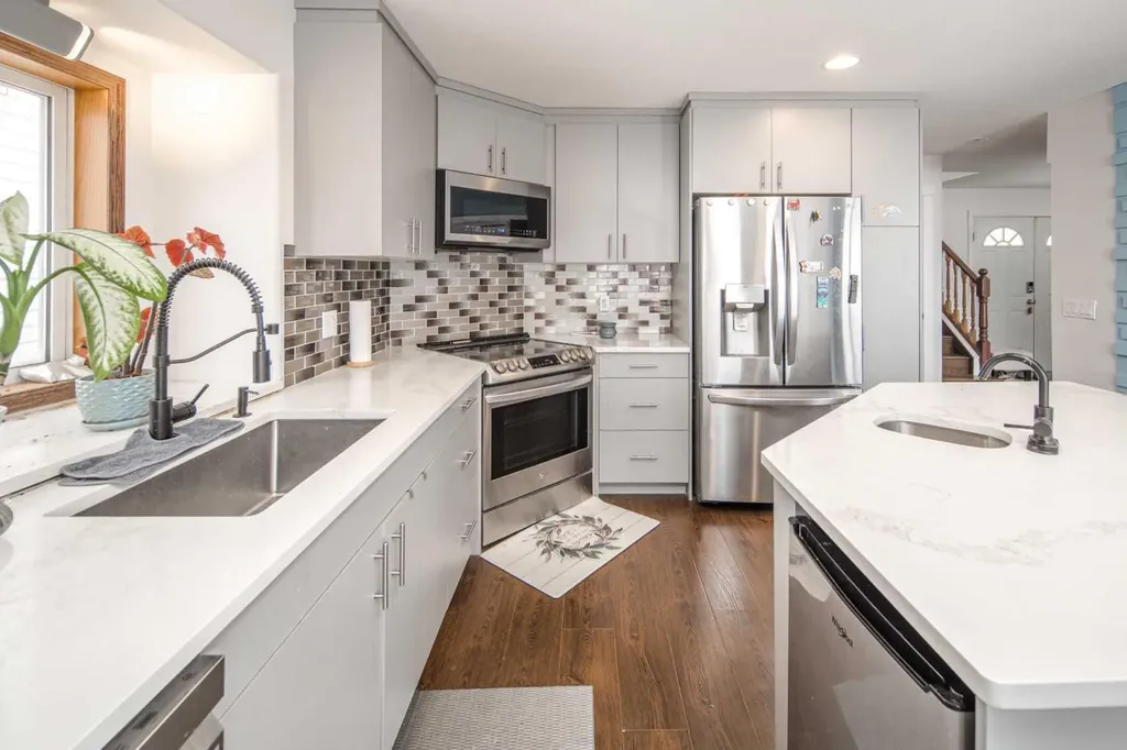 125 Coventry Crescent NE Calgary AB T3K 4Y9