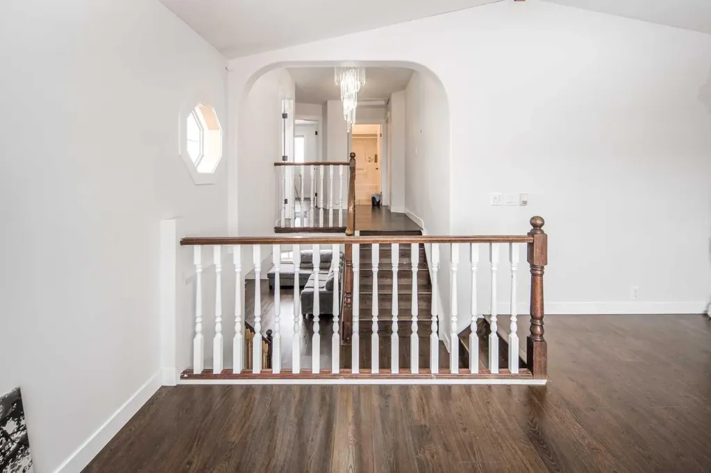 125 Coventry Crescent NE Calgary AB T3K 4Y9