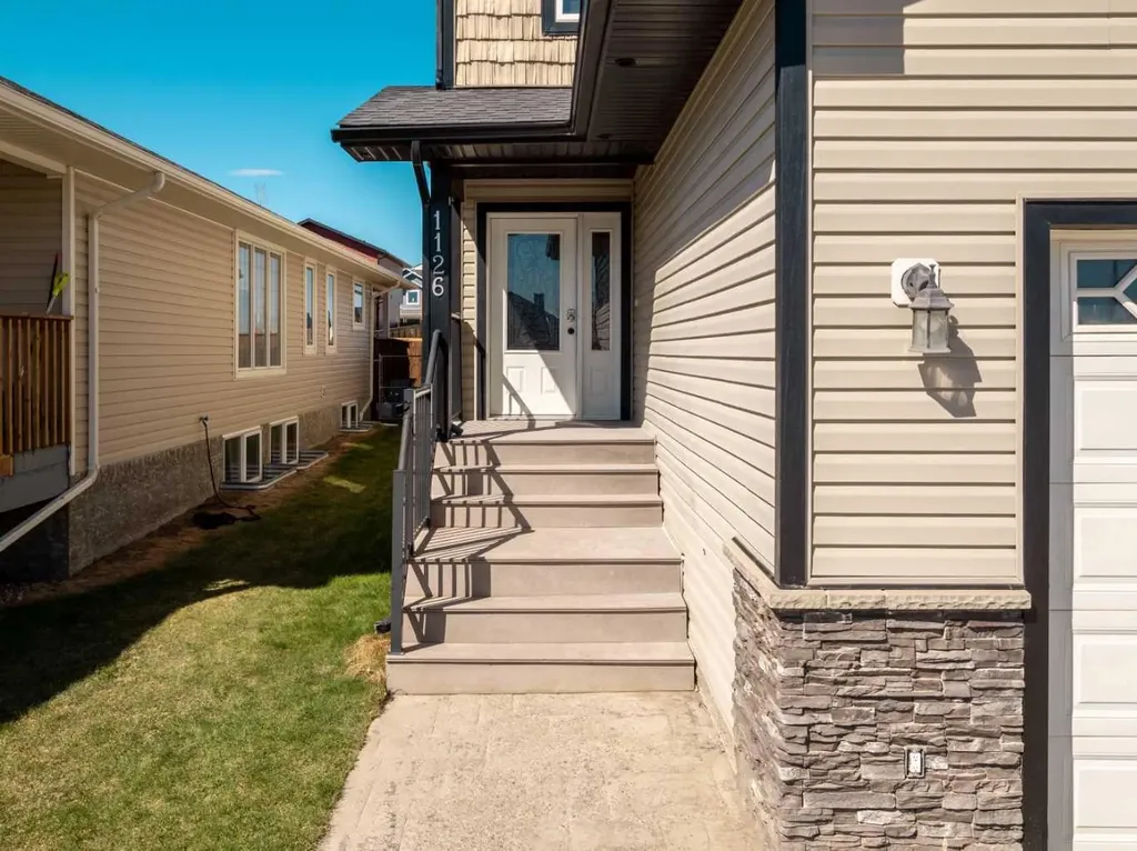 1126 Briar Road Pincher Creek AB T0K 1W0