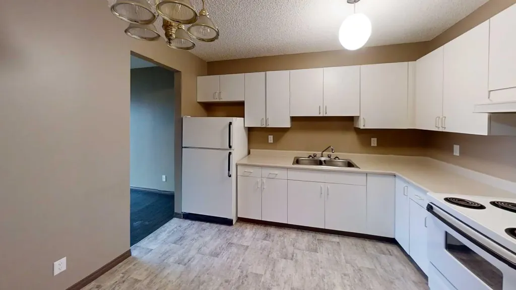 5117 44 Street High Prairie AB T0G1E0