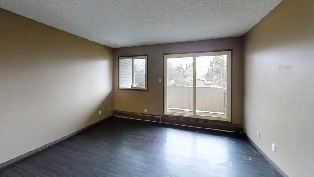 5117 44 Street High Prairie AB T0G1E0