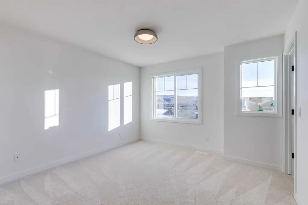 206 Greystone Boulevard Cochrane AB T4C 3K3