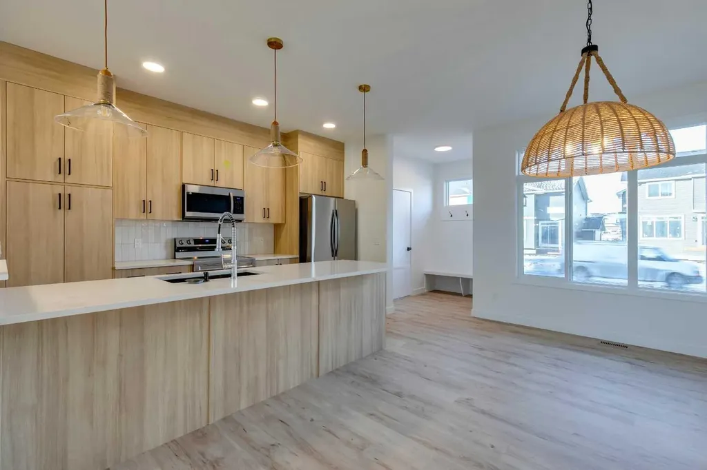 206 Greystone Boulevard Cochrane AB T4C 3K3