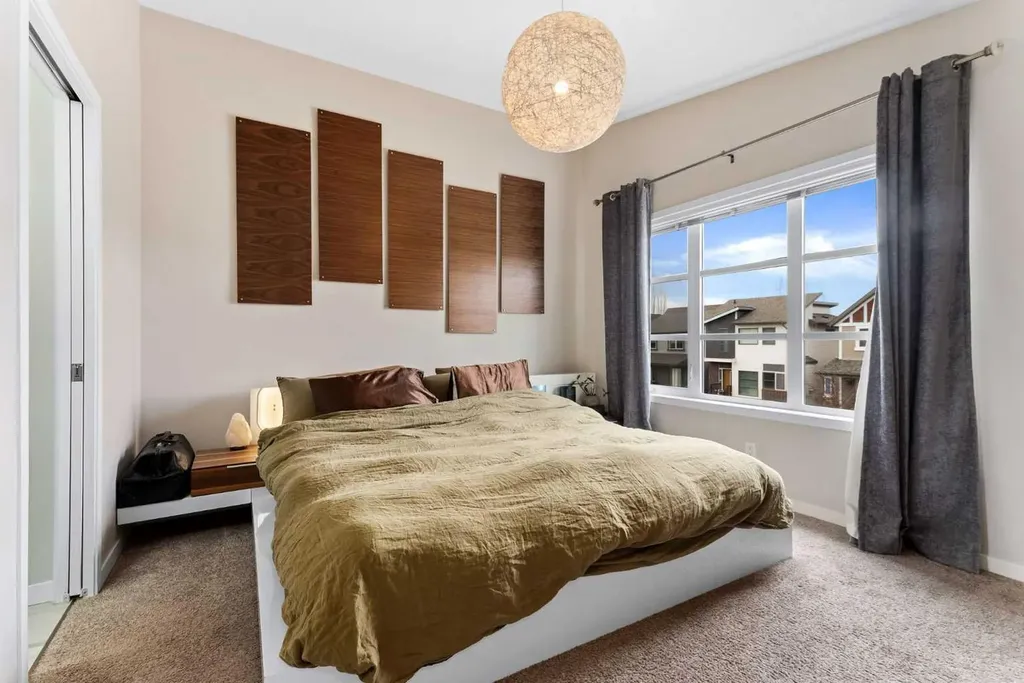205 Copperpond Parade SE Calgary AB T2Z 5B2