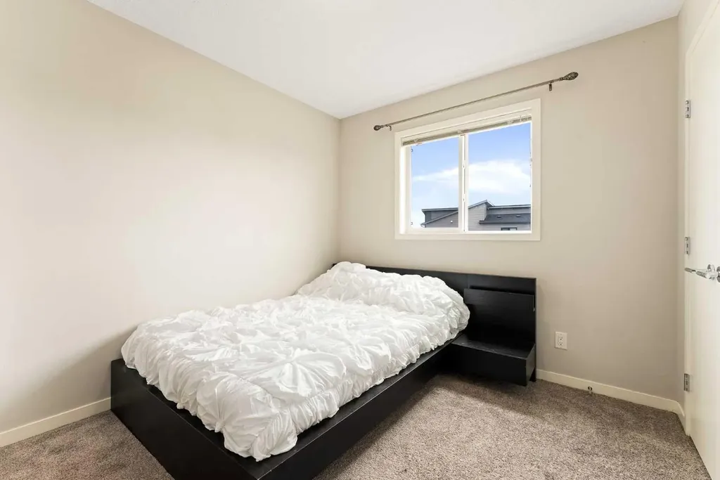 205 Copperpond Parade SE Calgary AB T2Z 5B2
