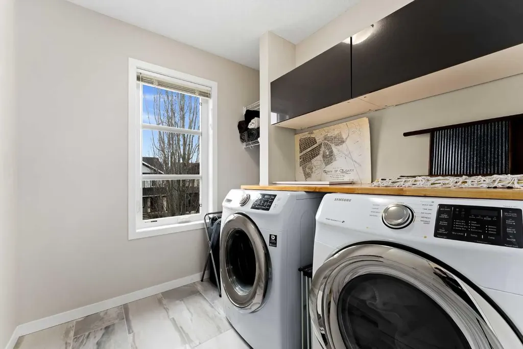 205 Copperpond Parade SE Calgary AB T2Z 5B2