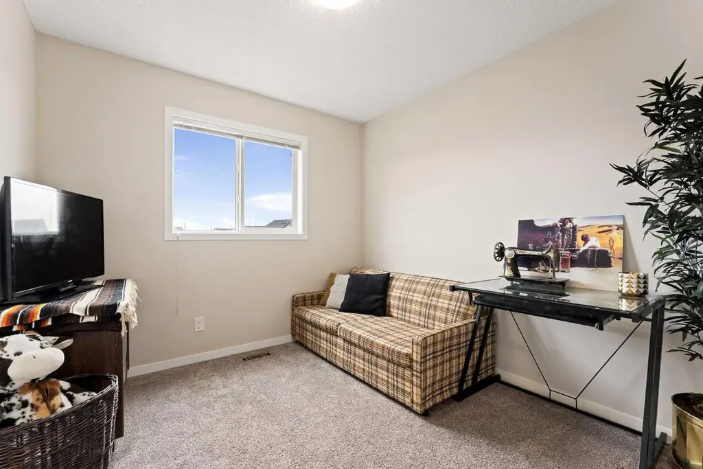 205 Copperpond Parade SE Calgary AB T2Z 5B2