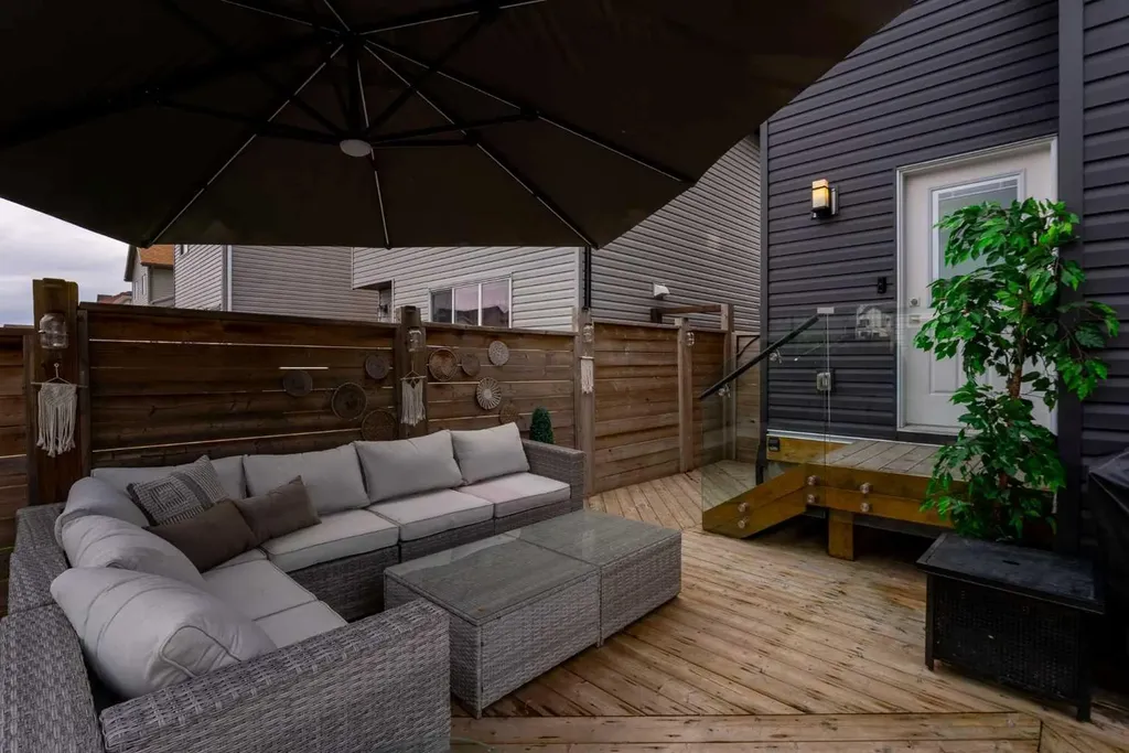 205 Copperpond Parade SE Calgary AB T2Z 5B2