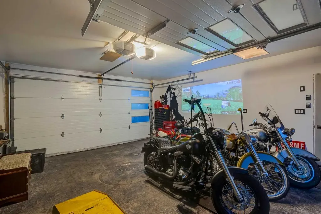 205 Copperpond Parade SE Calgary AB T2Z 5B2