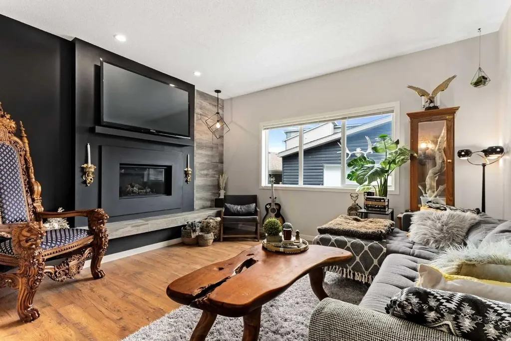 205 Copperpond Parade SE Calgary AB T2Z 5B2