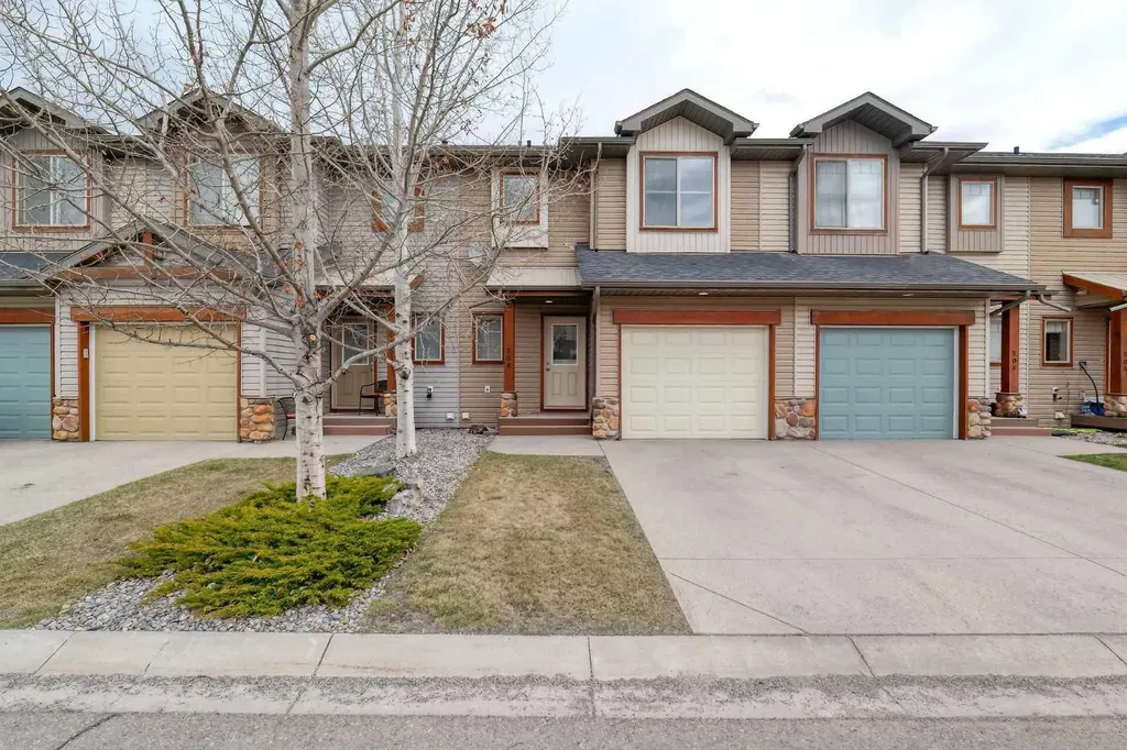 413 River Avenue Cochrane AB T4C 0P2