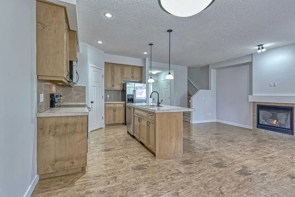 413 River Avenue Cochrane AB T4C 0P2