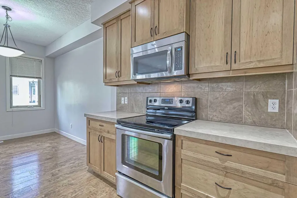 413 River Avenue Cochrane AB T4C 0P2