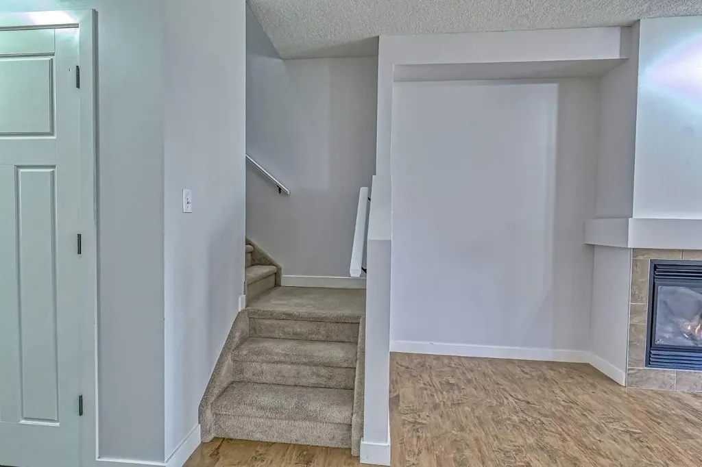 413 River Avenue Cochrane AB T4C 0P2