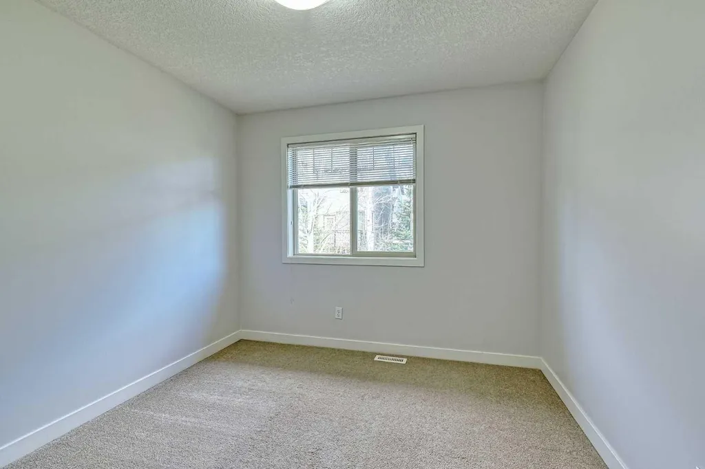 413 River Avenue Cochrane AB T4C 0P2
