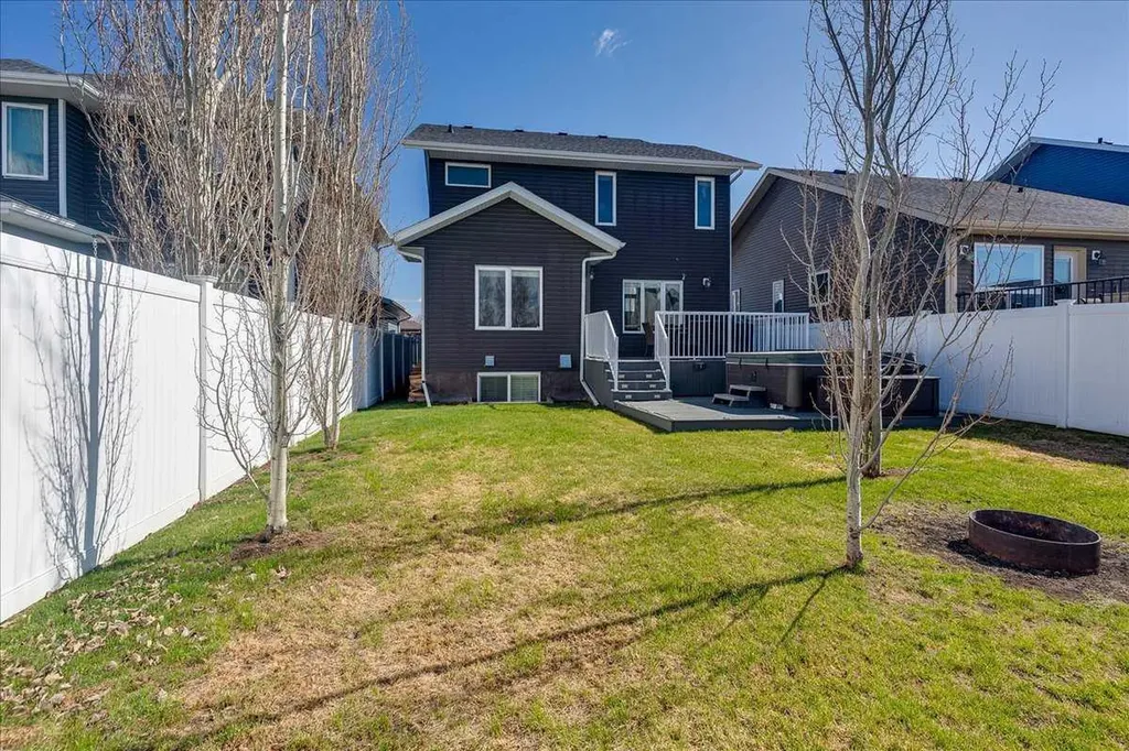 240 Van Slyke Way Red Deer AB T4R 0N9