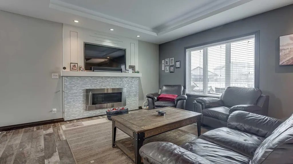 240 Van Slyke Way Red Deer AB T4R 0N9