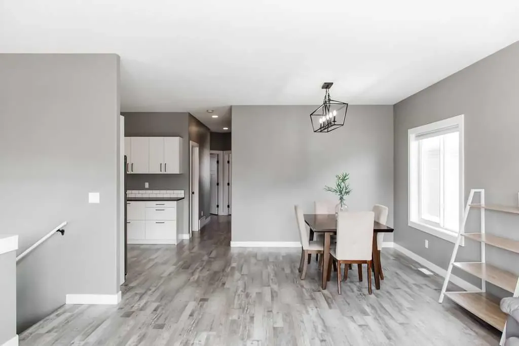 11530 73 Avenue Grande Prairie AB T8W 0J5