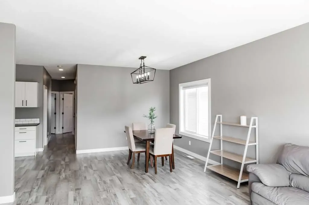 11530 73 Avenue Grande Prairie AB T8W 0J5