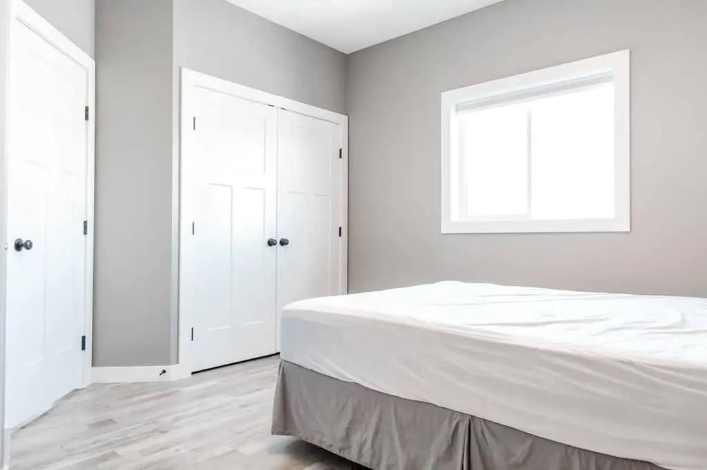 11530 73 Avenue Grande Prairie AB T8W 0J5