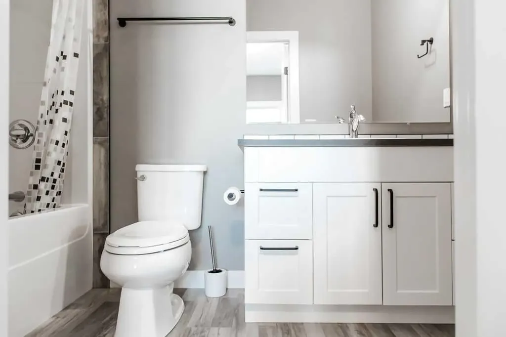 11530 73 Avenue Grande Prairie AB T8W 0J5