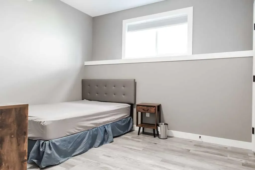 11530 73 Avenue Grande Prairie AB T8W 0J5