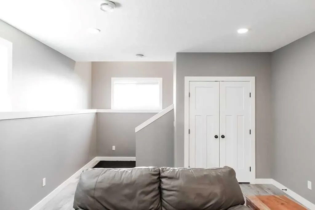 11530 73 Avenue Grande Prairie AB T8W 0J5