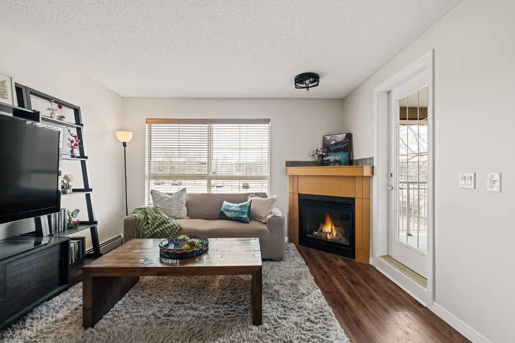 5115 Richard Road SW Calgary AB T3E 7M7