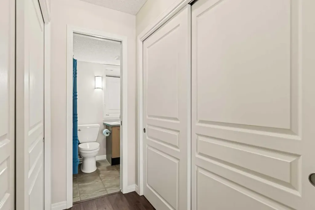 5115 Richard Road SW Calgary AB T3E 7M7