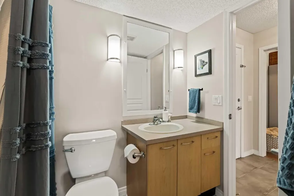5115 Richard Road SW Calgary AB T3E 7M7