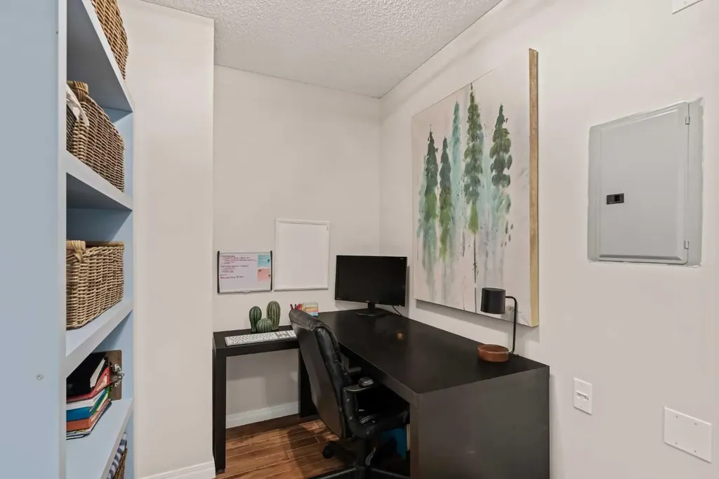 5115 Richard Road SW Calgary AB T3E 7M7