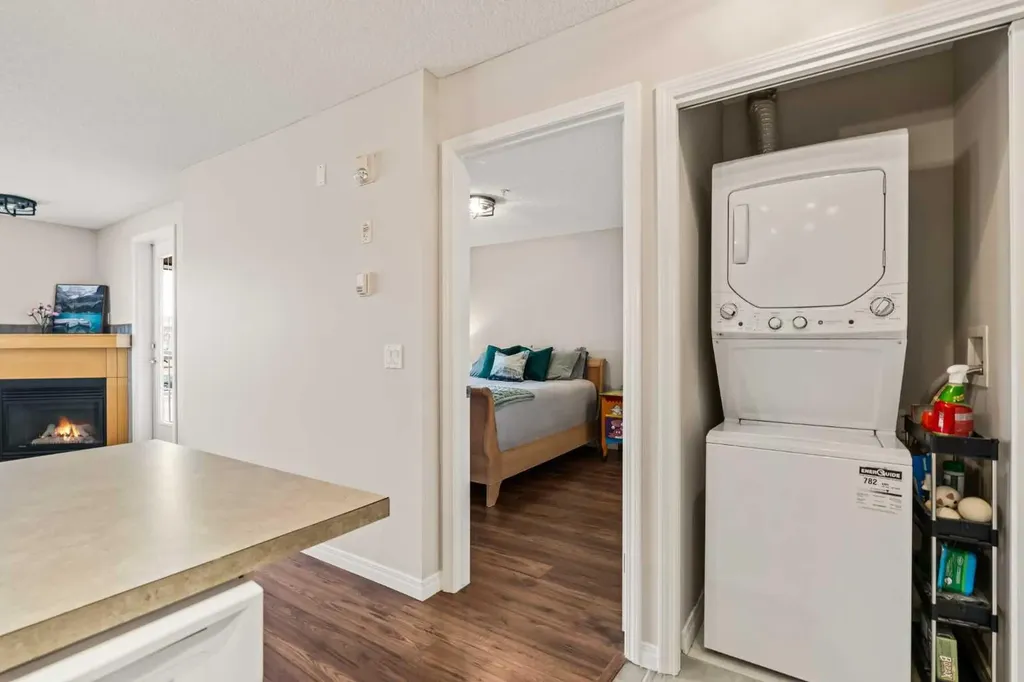5115 Richard Road SW Calgary AB T3E 7M7